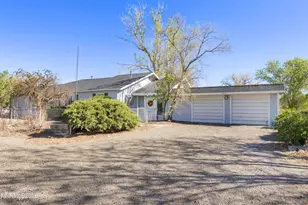 940 Curtis Pl, Fernley, NV 89408 - Photo 9