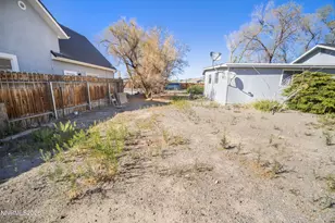 940 Curtis Pl, Fernley, NV 89408 - Photo 13