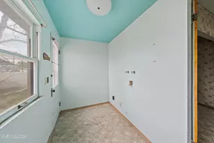 54 W 4th St, Battle Mountain, NV 89820 - Photo 33