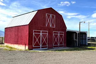 1915 Thomas Jefferson Ave, Battle Mountain, NV 89820 - Photo 9