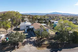 170 Heritage Dr, Sun Valley, NV 89433 - Photo 3