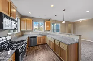 4877 Bougainvillea Cir, Sparks, NV 89436 - Photo 17