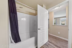 4877 Bougainvillea Cir, Sparks, NV 89436 - Photo 23