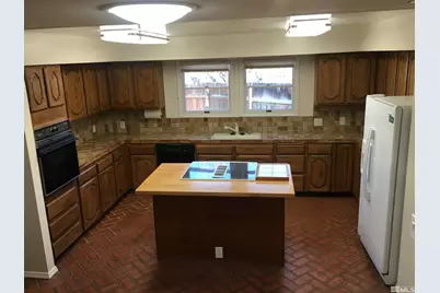 2205 Thomas Jefferson Drive, Reno, NV 89509 - Photo 3