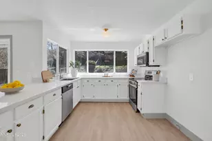 6850 Forsythia Way, Reno, NV 89506 - Photo 17