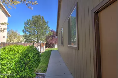 5154 Lorenzo Lane, Sparks, NV 89436 - Photo 5