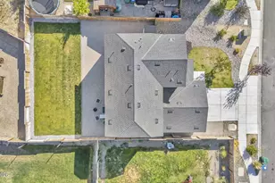 8850 Finnsech Dr, Reno, NV 89506 - Photo 45