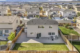 8850 Finnsech Dr, Reno, NV 89506 - Photo 49