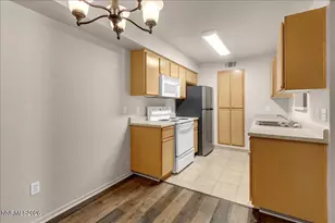 6850 Sharlands Ave, Reno, NV 89523 - Photo 11