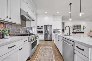 9752 Silverspar St, Reno, NV 89521 - Photo 11