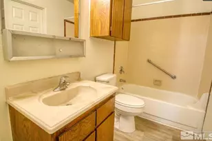 360 Jill Ct, Fernley, NV 89408 - Photo 9