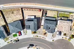 8957 Buffalo Grv Dr, Reno, NV 89506 - Photo 47