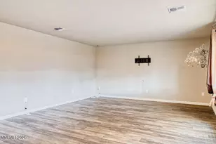 8957 Buffalo Grv Dr, Reno, NV 89506 - Photo 11