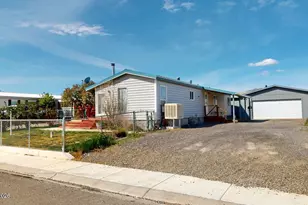 310 Bastian Rd, Battle Mountain, NV 89820 - Photo 3