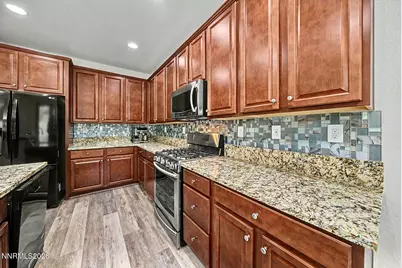 10891 Pebble Hill Drive, Reno, NV 89521 - Photo 7