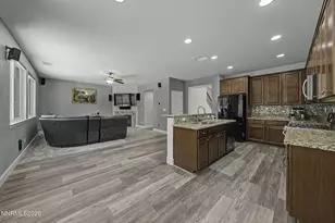 10891 Pebble Hill Dr, Reno, NV 89521 - Photo 13