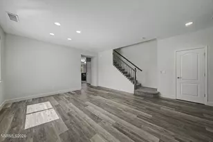 10891 Pebble Hill Dr, Reno, NV 89521 - Photo 7