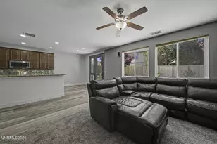 10891 Pebble Hill Dr, Reno, NV 89521 - Photo 15