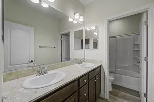 10891 Pebble Hill Dr, Reno, NV 89521 - Photo 35