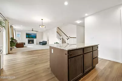 7724 Blue Earth Drive, Sparks, NV 89436 - Photo 5
