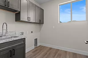 3614 Oakridge Dr, Sparks, NV 89436 - Photo 29