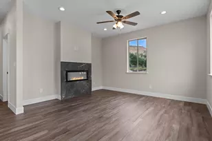3638 Oakridge Dr, Sparks, NV 89436 - Photo 7