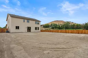 3638 Oakridge Dr, Sparks, NV 89436 - Photo 27