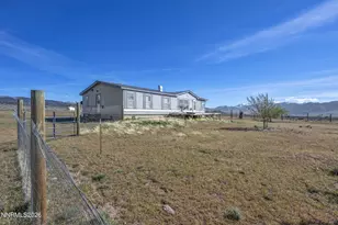 1 Four Pl Ln, Gardnerville, NV 89410 - Photo 9