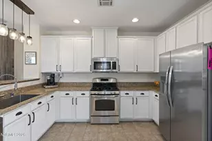 9185 Raytheon Ct, Reno, NV 89506 - Photo 13