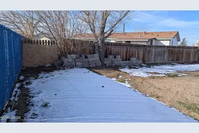 180 Hardie Lane, Fernley, NV 89408 - Photo 3