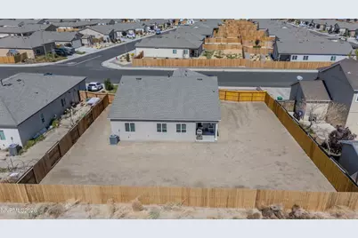 1391 Winnies Lane, Fernley, NV 89408 - Photo 15