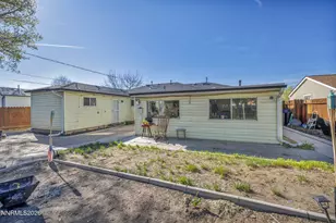 18 E Prater Way, Sparks, NV 89431 - Photo 27