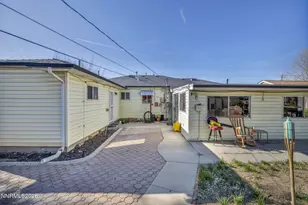 18 E Prater Way, Sparks, NV 89431 - Photo 25