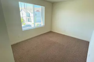 8839 Wolf Moon Dr, Reno, NV 89506 - Photo 9