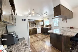 141 W National Ave, Winnemucca, NV 89445 - Photo 5