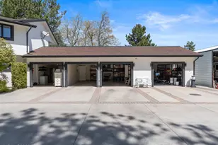 16020 Edmands Dr, Reno, NV 89511 - Photo 33