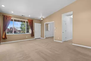 875 Vista Park Dr, Carson City, NV 89705 - Photo 7