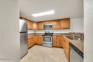 1021 Tyler Way, Sparks, NV 89431 - Photo 11