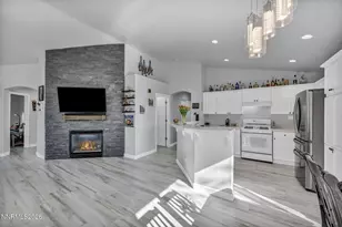 7766 Cerritos Cir, Sparks, NV 89436 - Photo 9