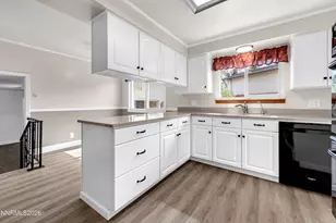 12065 Stoneybrook Dr, Reno, NV 89511 - Photo 15