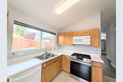 1093 Daphne Court, Minden, NV 89423 - Photo 13