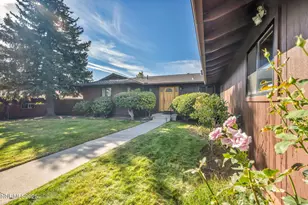 1970 Royal Dr, Reno, NV 89503 - Photo 31