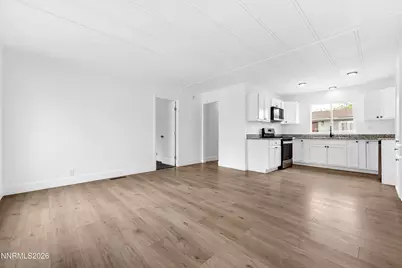 515 Budger Way, Reno, NV 89506 - Photo 7