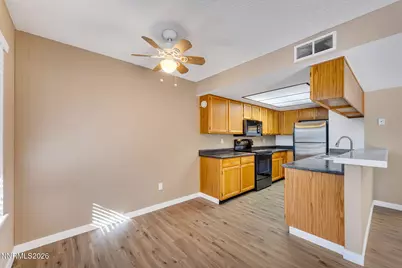 536 Nichols Boulevard, Sparks, NV 89431 - Photo 7