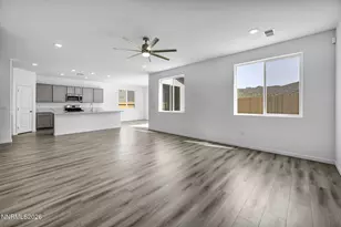 725 Kess Way, Reno, NV 89506 - Photo 5