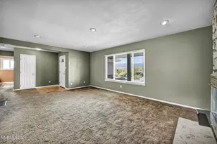 14190 Rim Rock Dr, Reno, NV 89521 - Photo 7