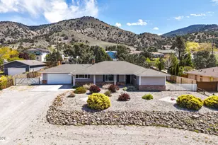 14190 Rim Rock Dr, Reno, NV 89521 - Photo 3