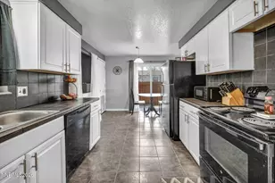 3811 Deodar St, Silver Springs, NV 89429 - Photo 41