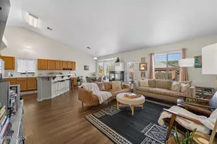 3215 Mirador Ct, Sparks, NV 89436 - Photo 7