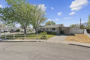 2781 Tiffany Cir, Sparks, NV 89431 - Photo 5
